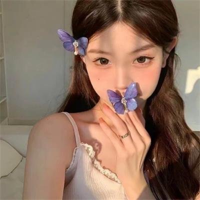 男人与婴儿